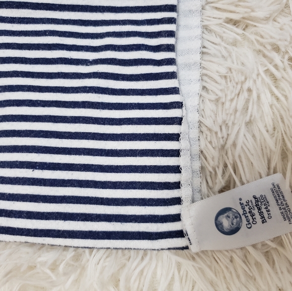 Gerber organic cotton flannel receiving swaddle - Picture 2 of 7